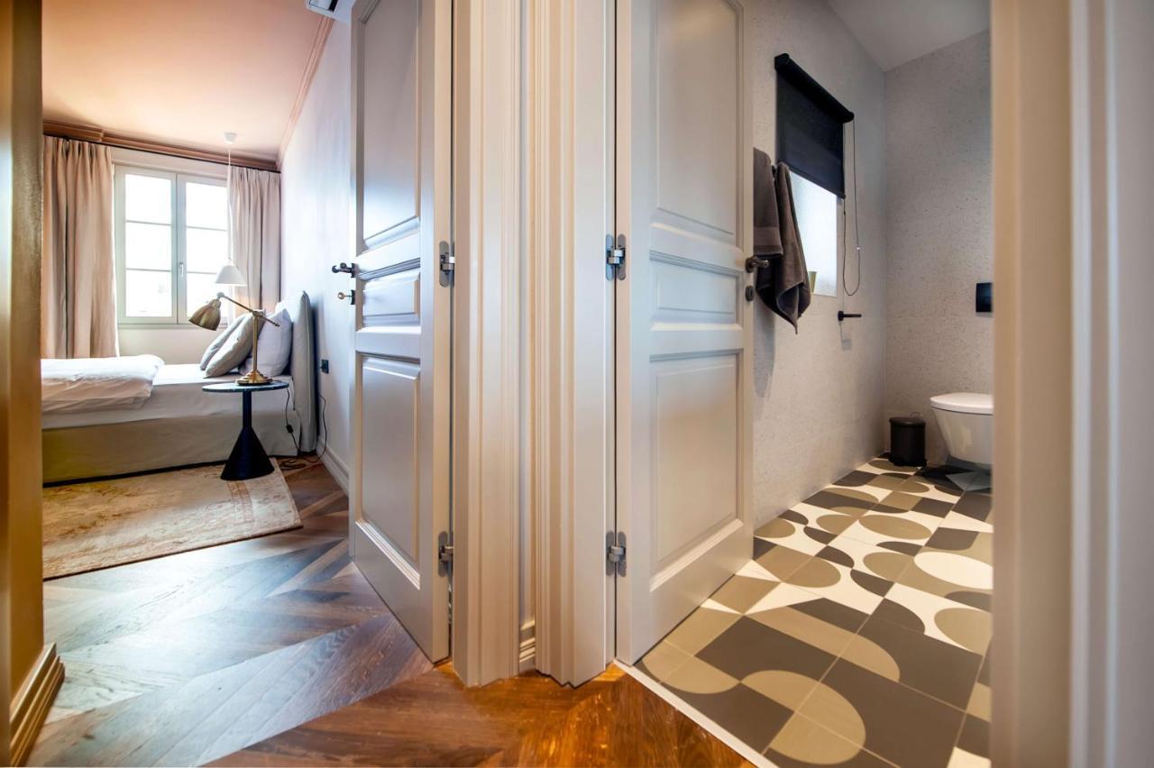 Campitelli Design Apartment โรวีน ภายนอก รูปภาพ