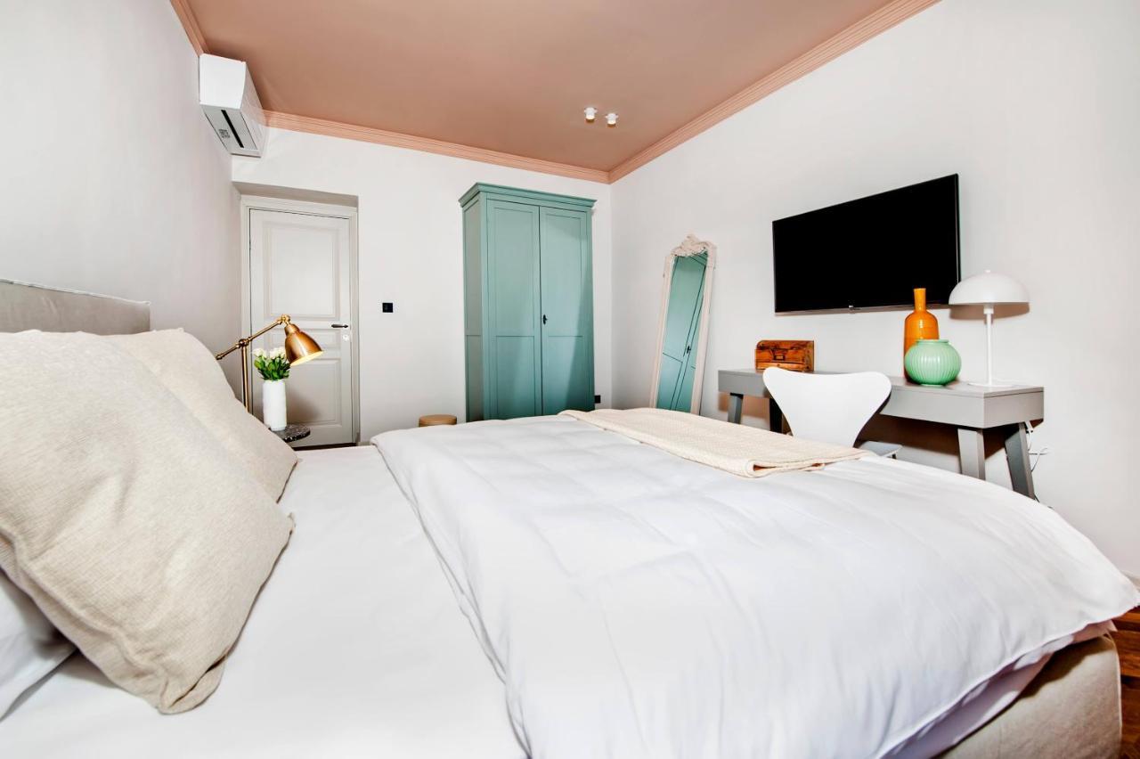 Campitelli Design Apartment โรวีน ภายนอก รูปภาพ