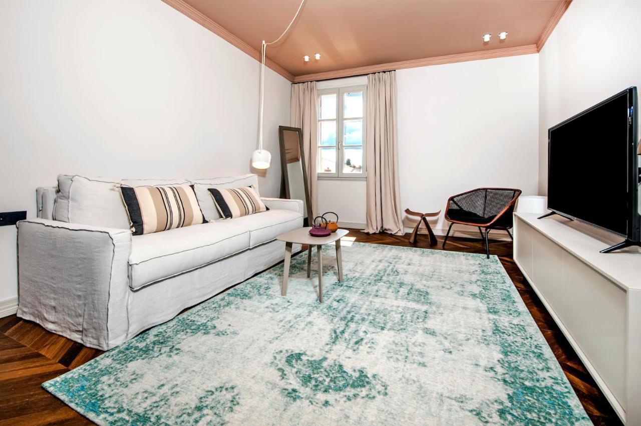 Campitelli Design Apartment โรวีน ภายนอก รูปภาพ
