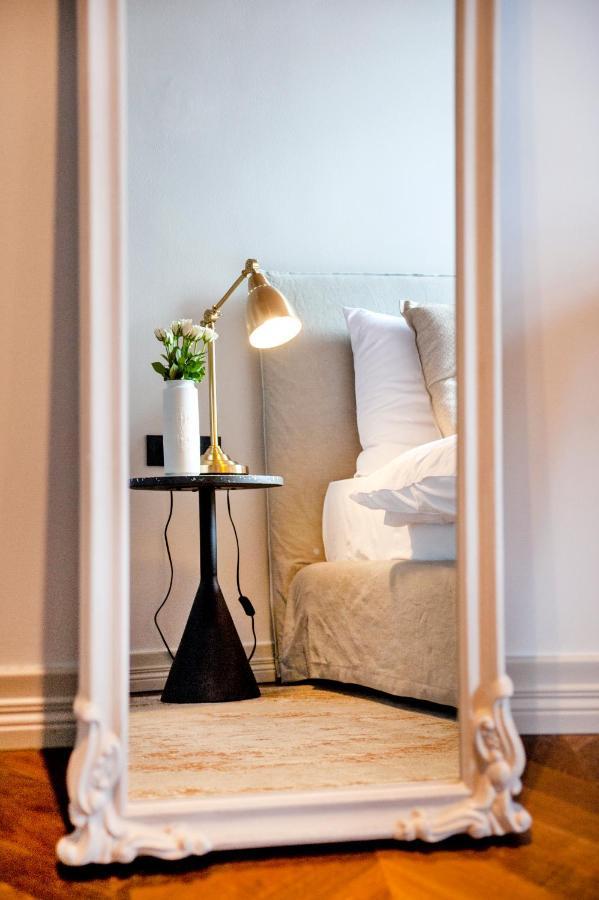 Campitelli Design Apartment โรวีน ภายนอก รูปภาพ